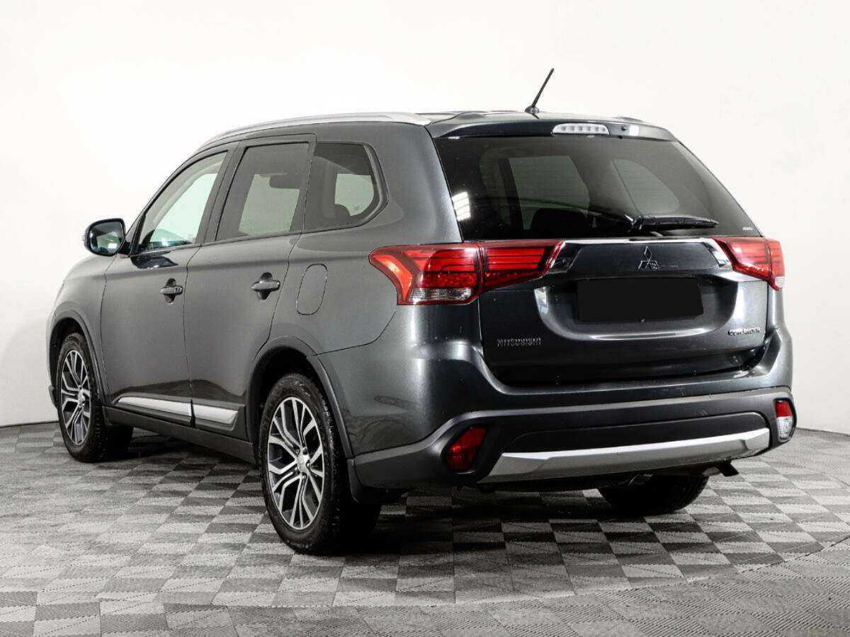 Mitsubishi Outlander 2016 года с пробегом. Фото: #6