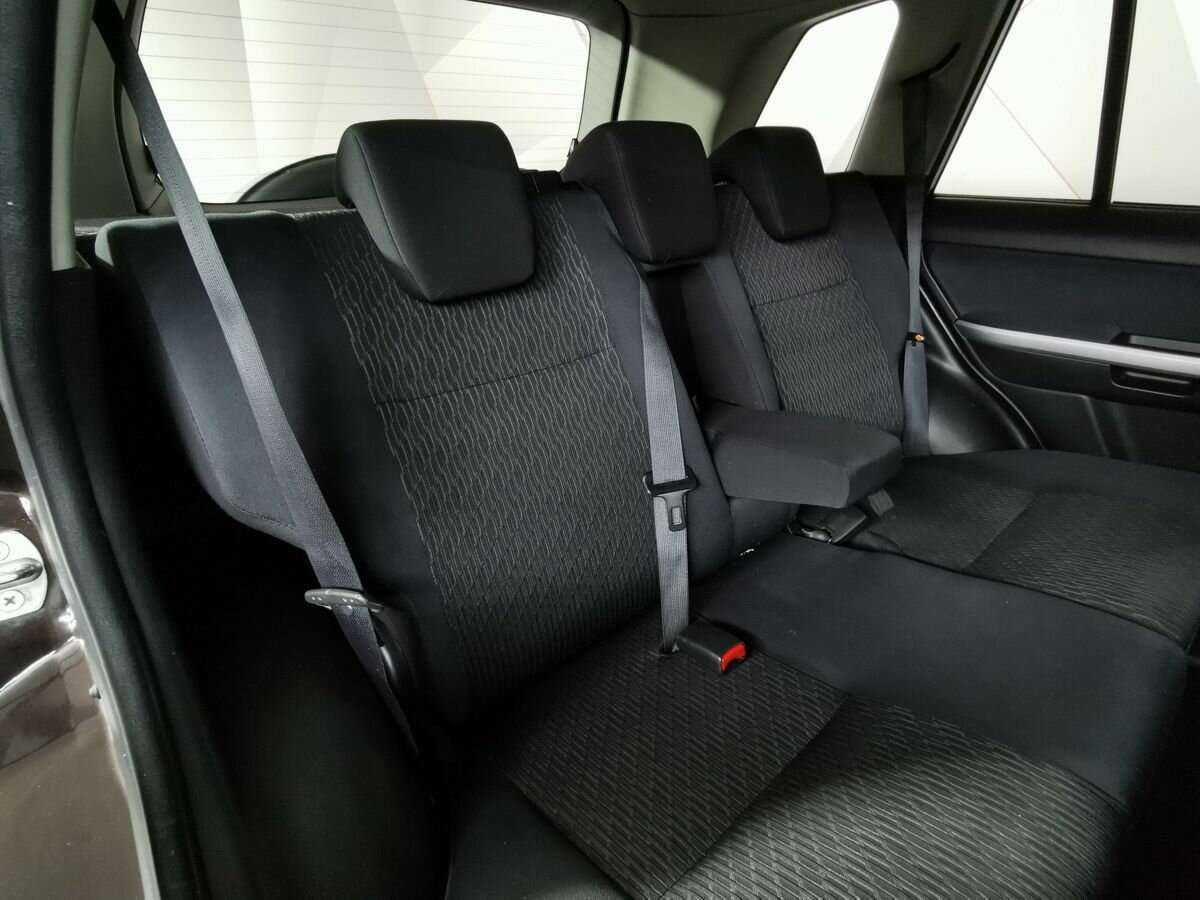 Suzuki Grand Vitara 2013 года с пробегом. Фото: #12