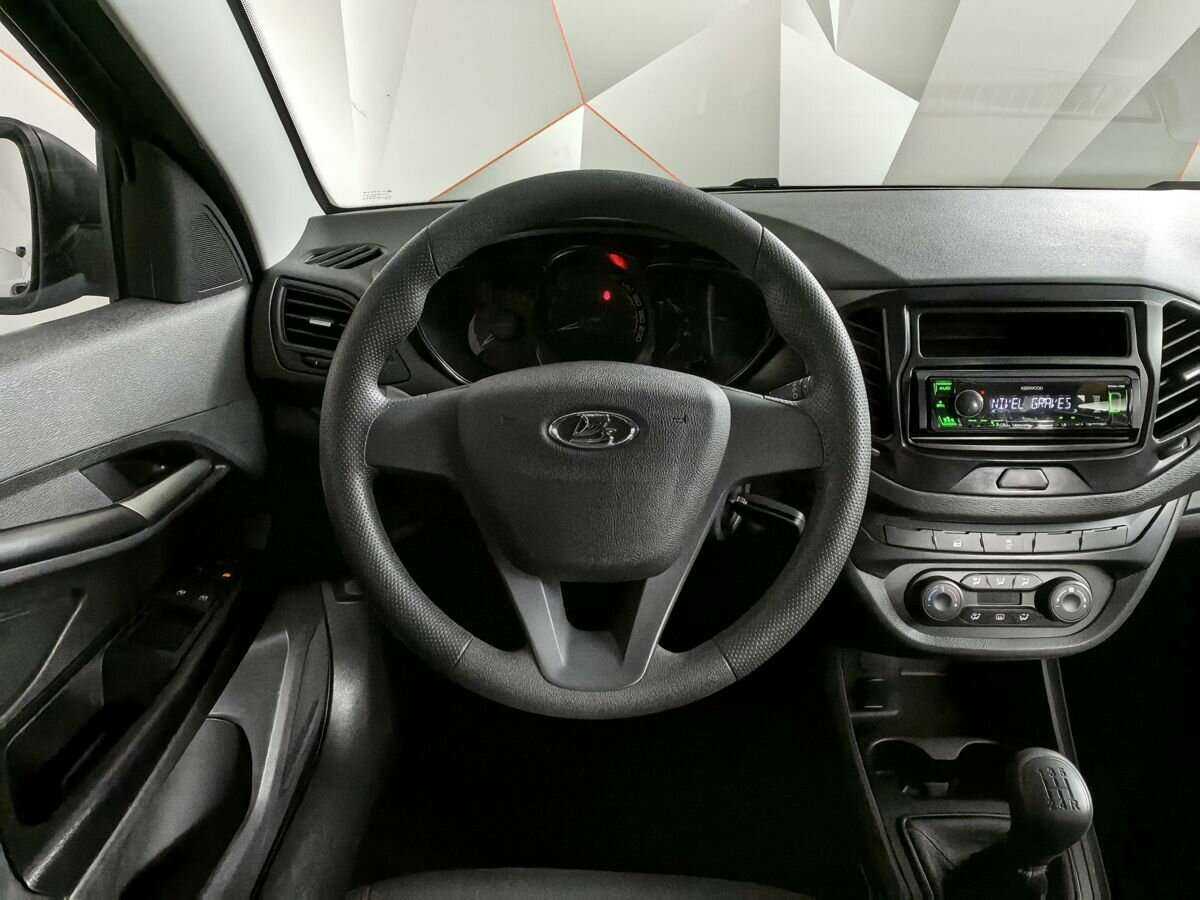 Lada (ВАЗ) Vesta 2021 года с пробегом. Фото: #14