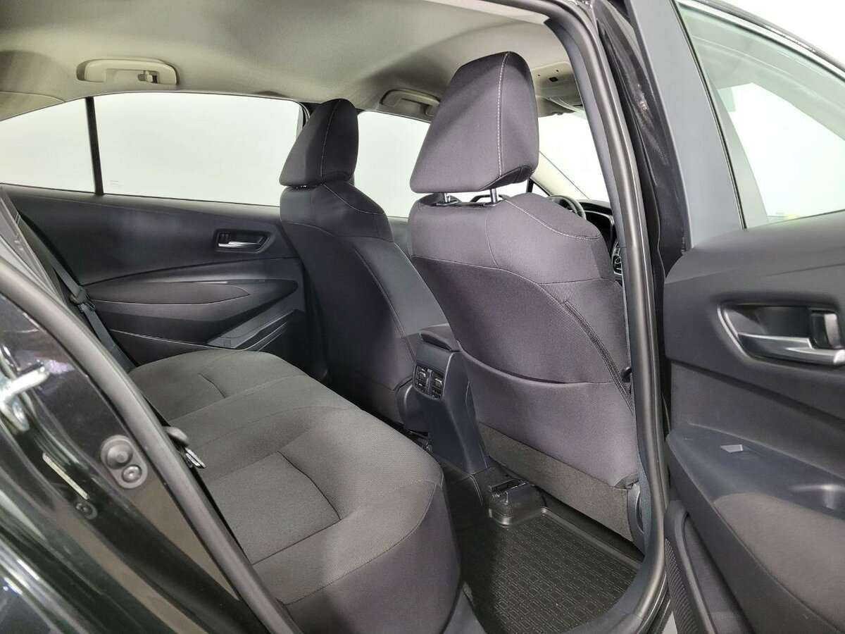 Toyota Corolla 2019 года с пробегом. Фото: #15