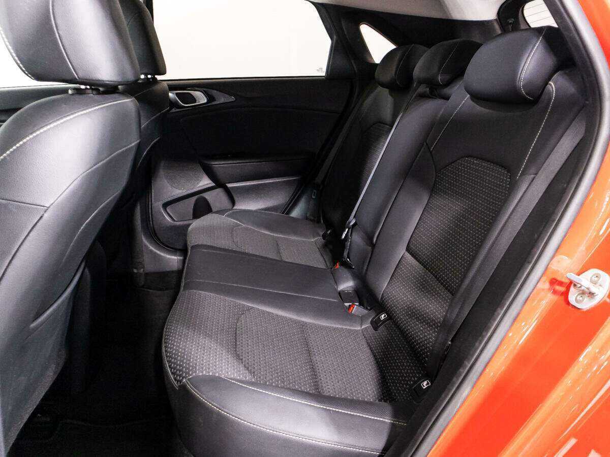 Kia Ceed 2019 года с пробегом. Фото: #9