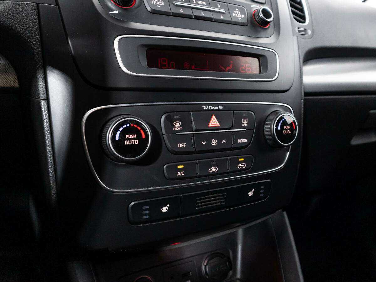 Kia Sorento 2014 года с пробегом. Фото: #14