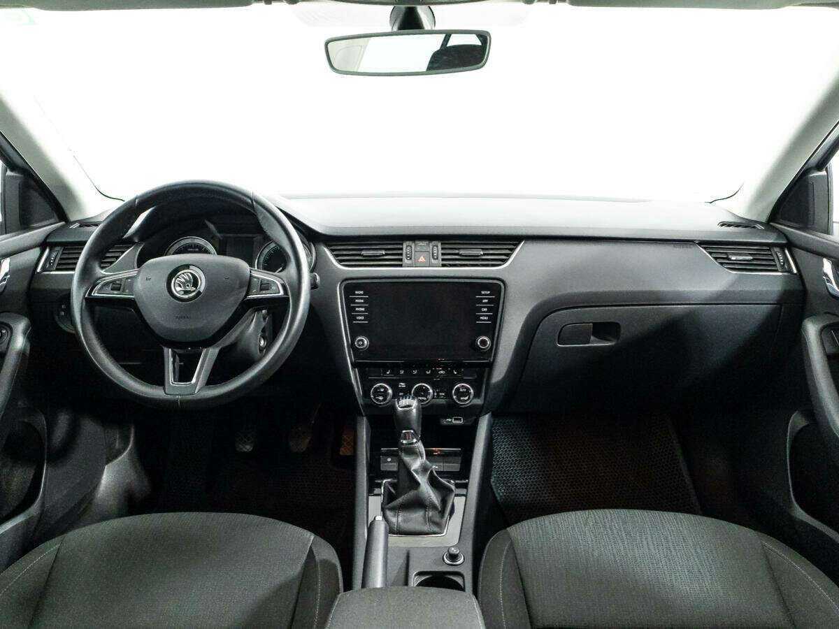 Skoda Octavia 2018 года с пробегом. Фото: #12