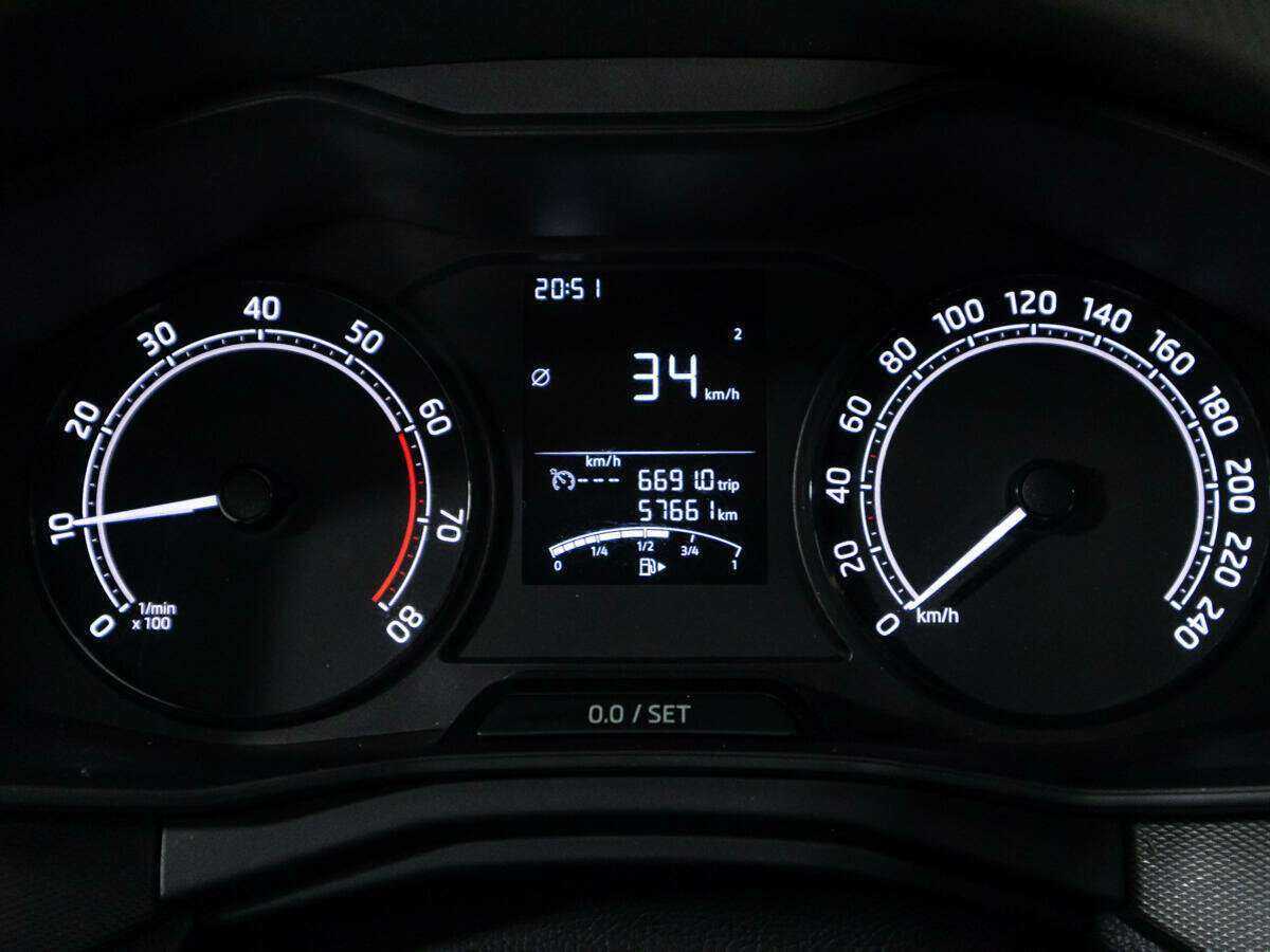 Skoda Rapid 2021 года с пробегом. Фото: #11