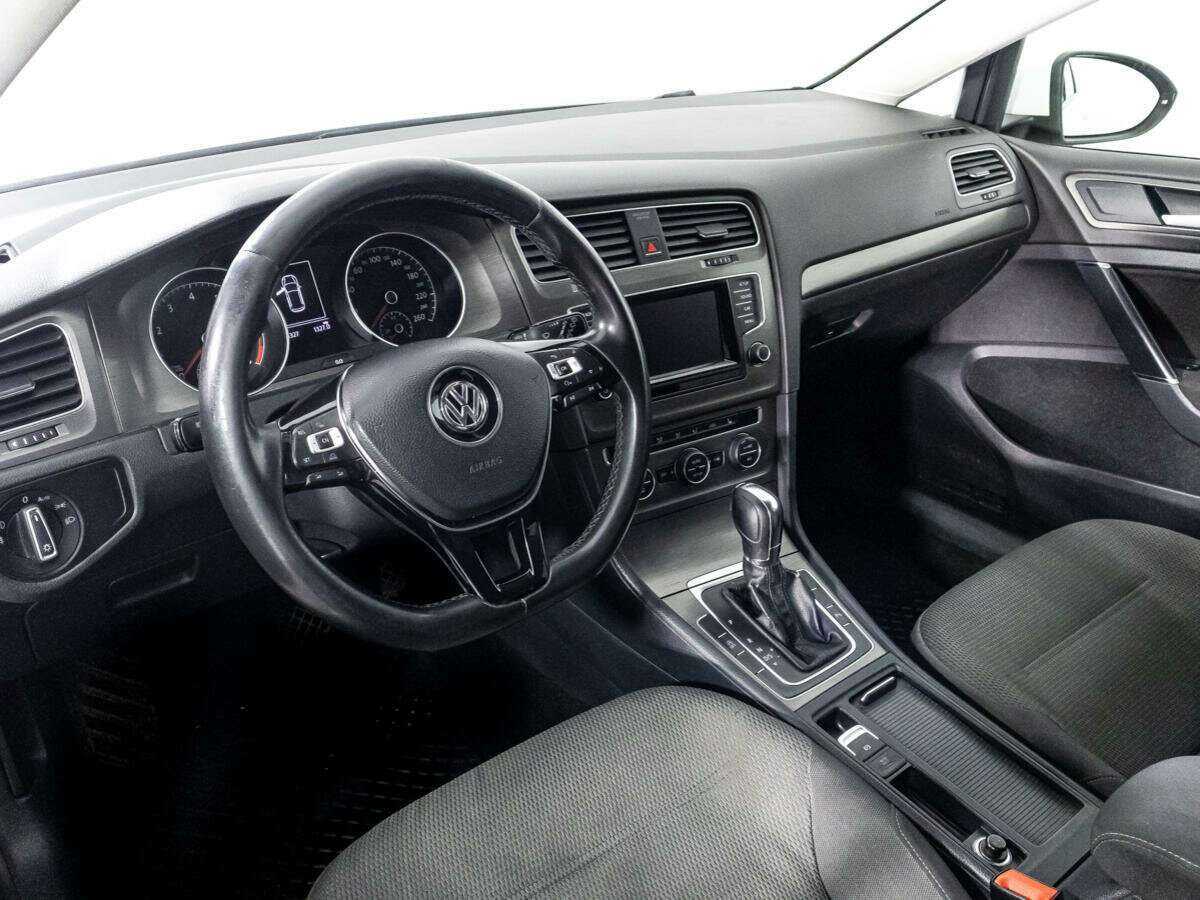 Volkswagen Golf 2013 года с пробегом. Фото: #10