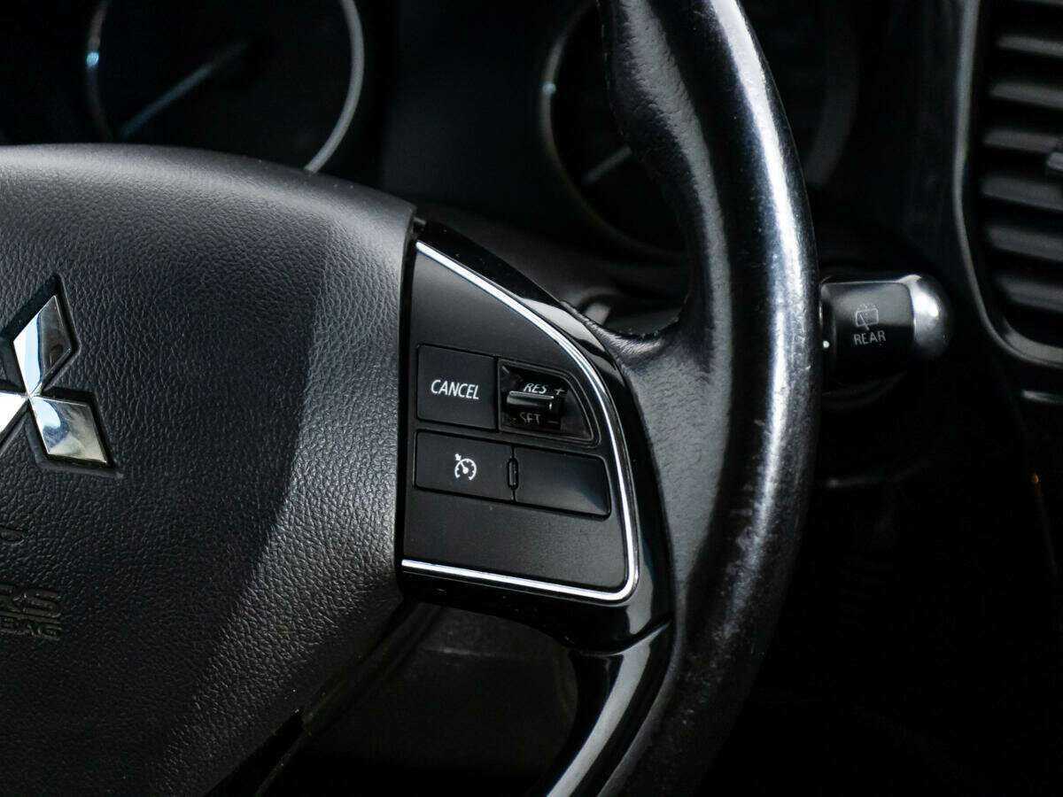 Mitsubishi Outlander 2016 года с пробегом. Фото: #18