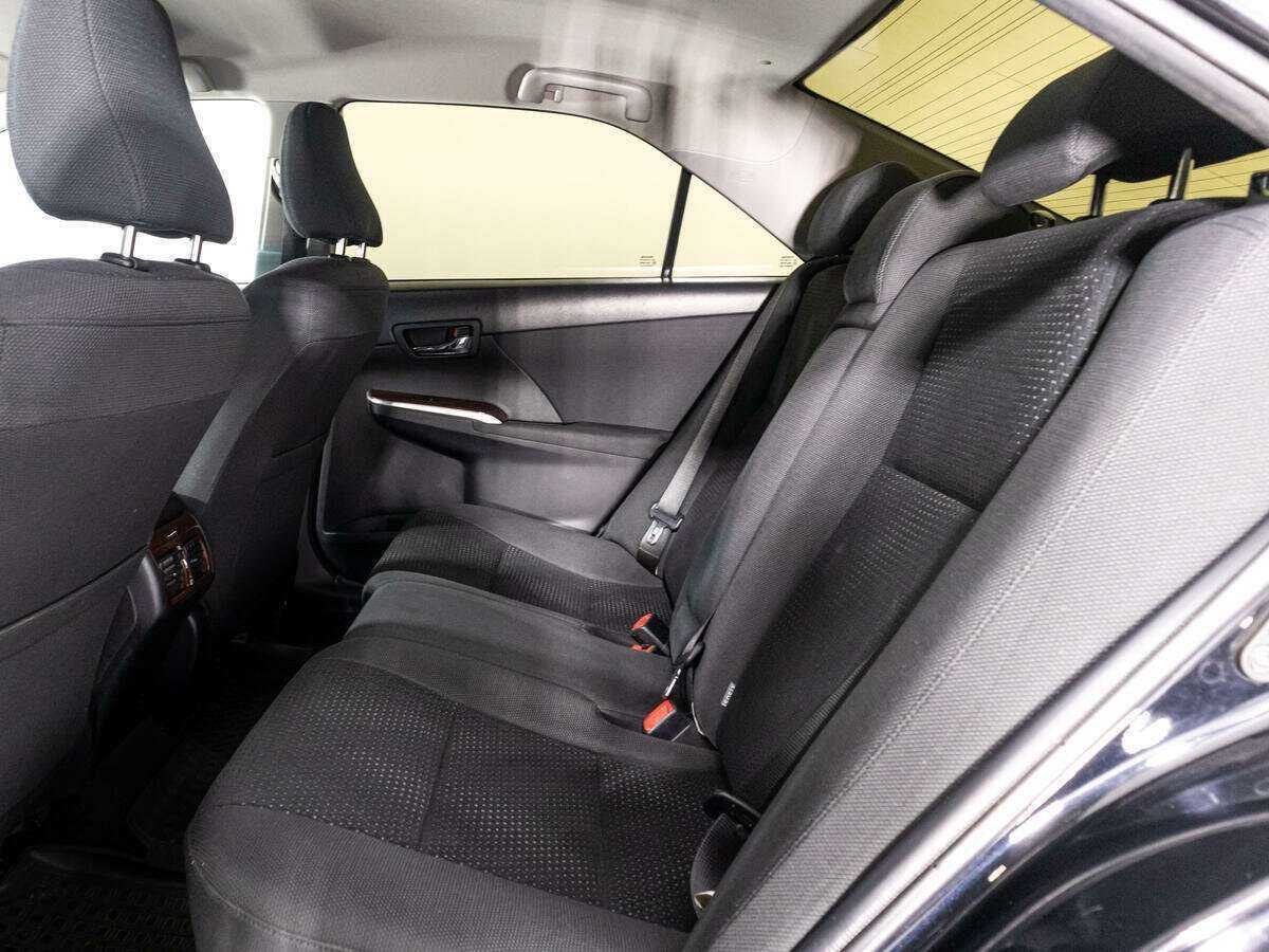 Toyota Camry 2012 года с пробегом. Фото: #7