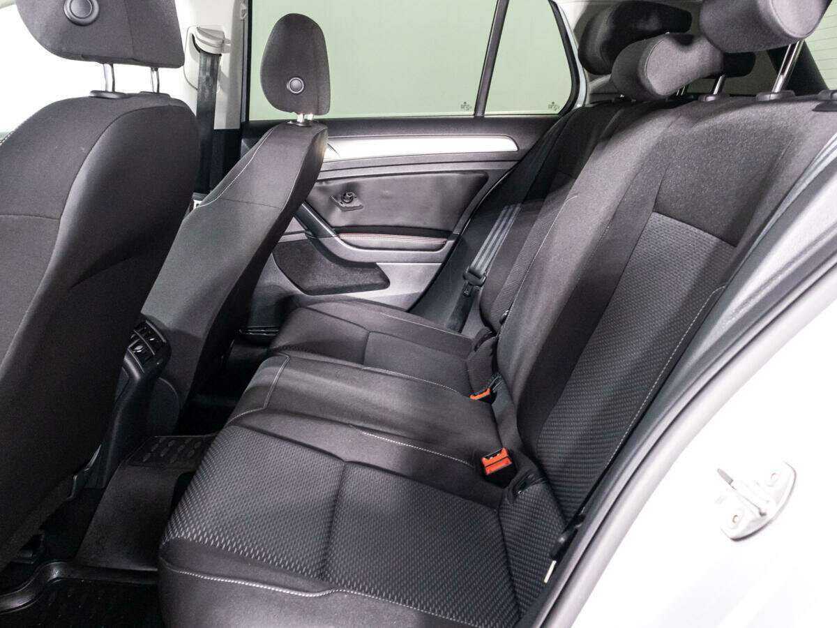 Volkswagen Golf 2018 года с пробегом. Фото: #9