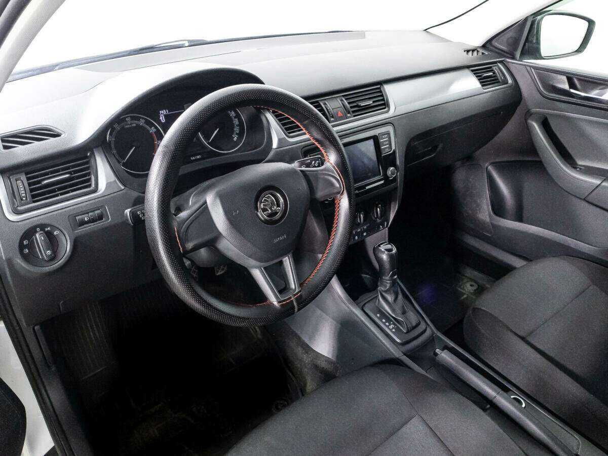 Skoda Rapid 2018 года с пробегом. Фото: #10