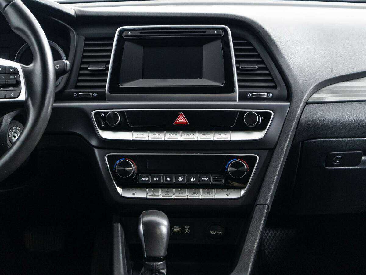 Hyundai Sonata 2018 года с пробегом. Фото: #13