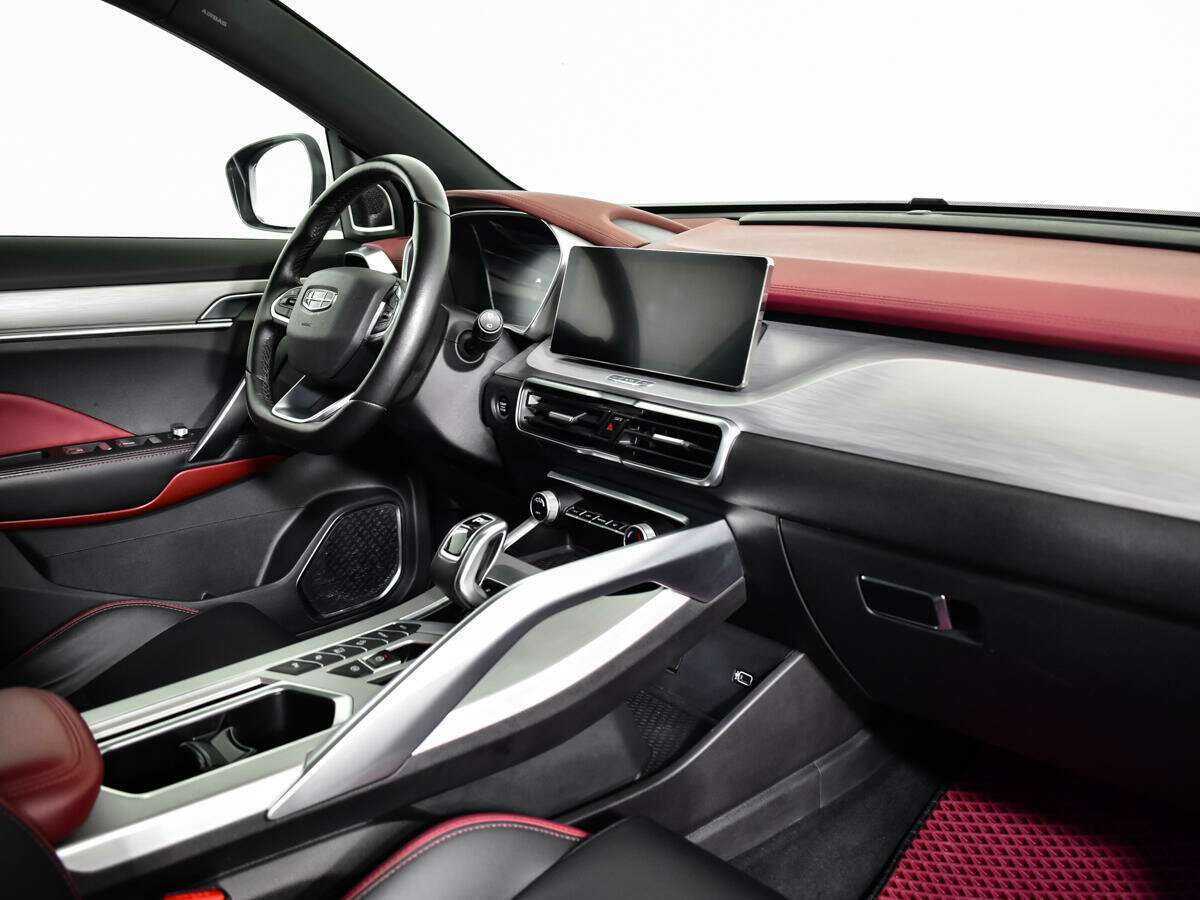 Geely Coolray 2022 года с пробегом. Фото: #8