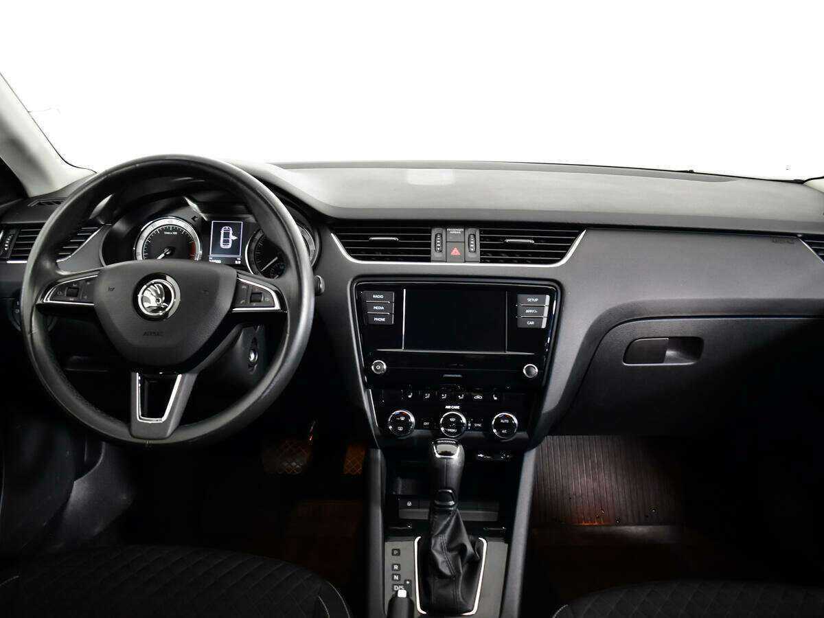 Skoda Octavia 2017 года с пробегом. Фото: #8