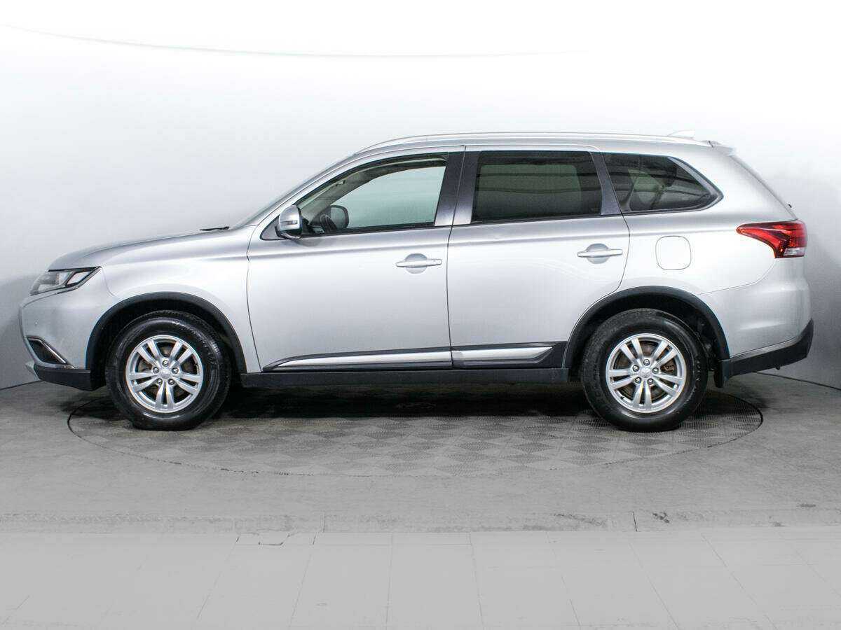 Mitsubishi Outlander 2017 года с пробегом. Фото: #6