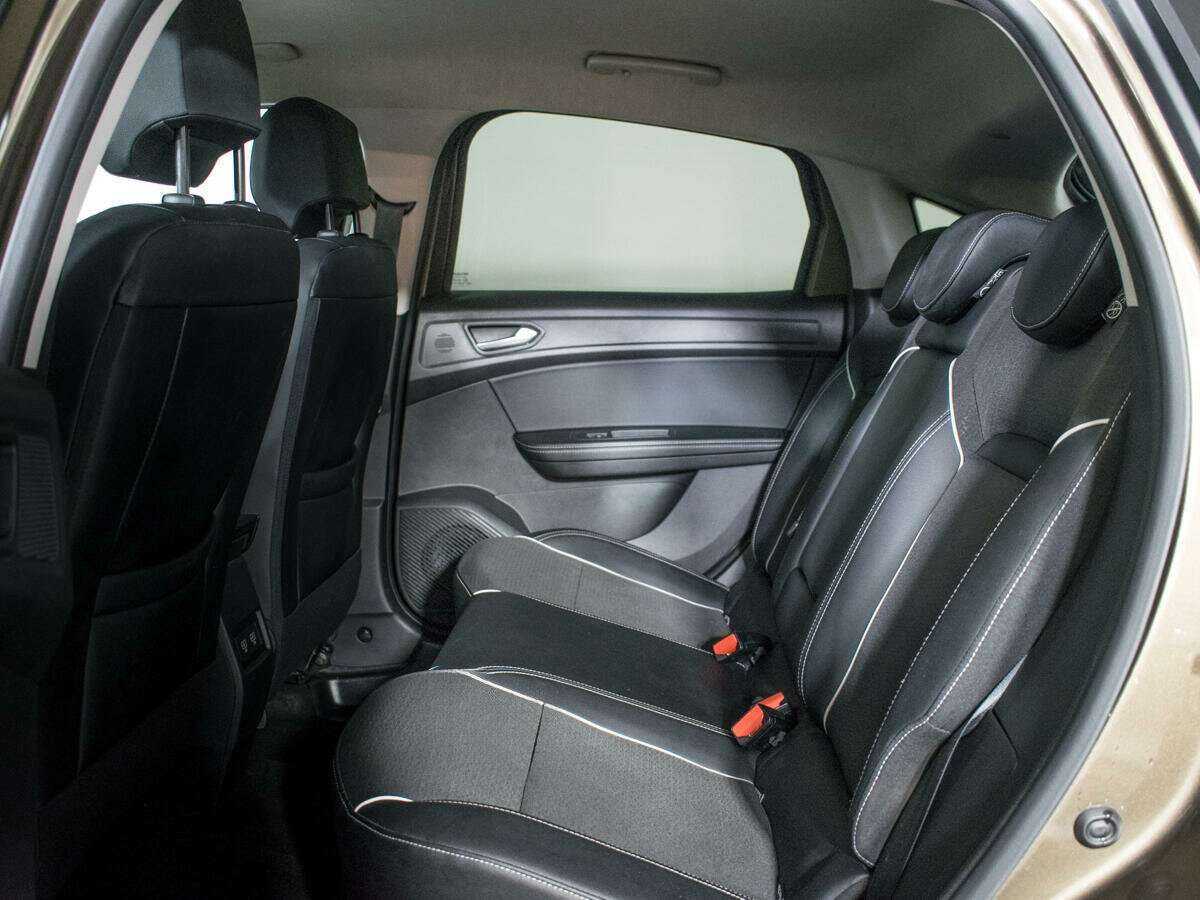 Renault Arkana 2019 года с пробегом. Фото: #9