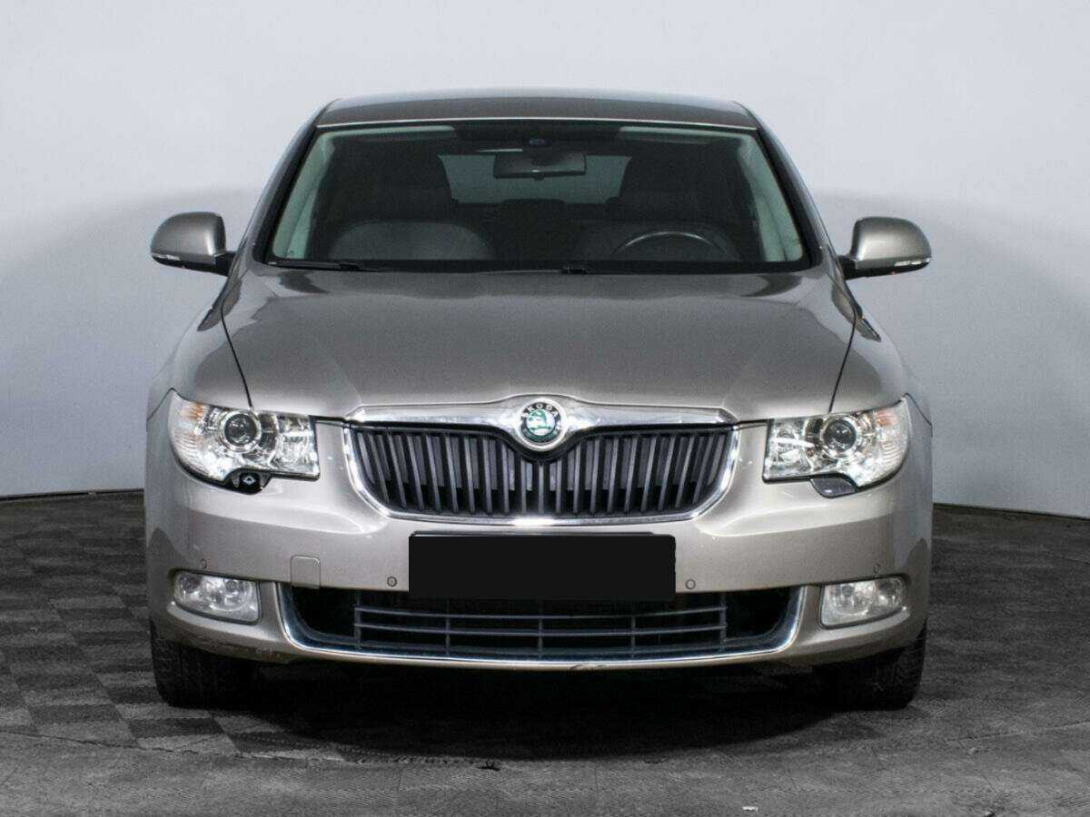Skoda Superb 2013 года с пробегом. Фото: #1