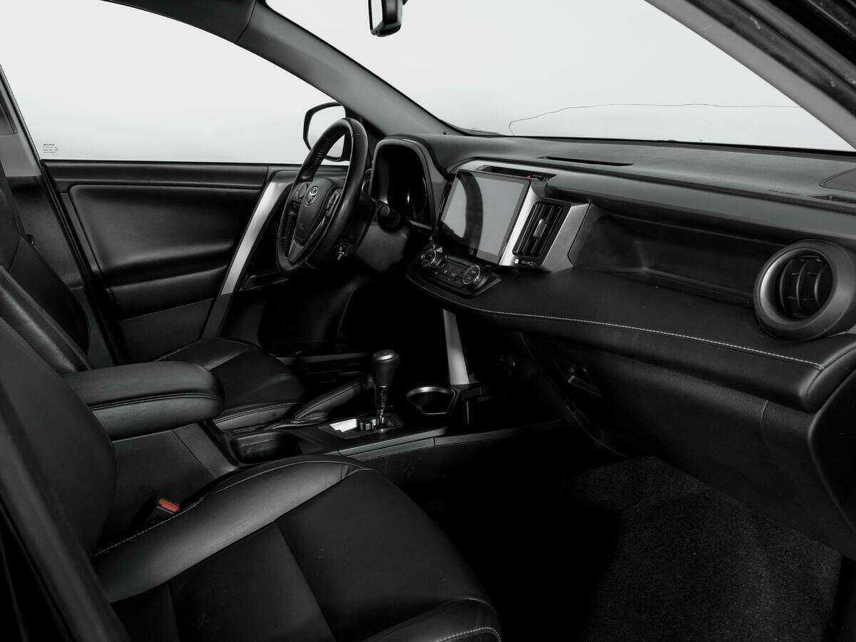 Toyota RAV4 2016 года с пробегом. Фото: #8