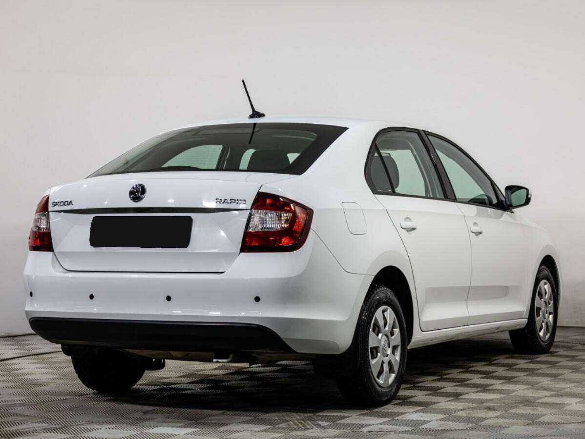 Skoda Rapid 2017 года с пробегом. Фото: #3