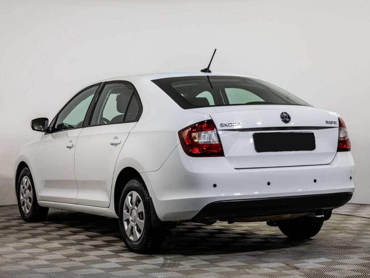 Skoda Rapid 2017 года с пробегом. Фото: #5