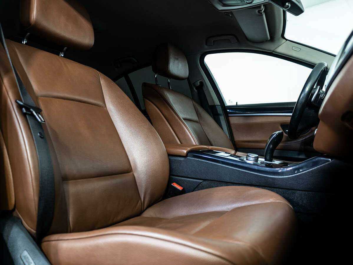 BMW 5 серии 2012 года с пробегом. Фото: #10