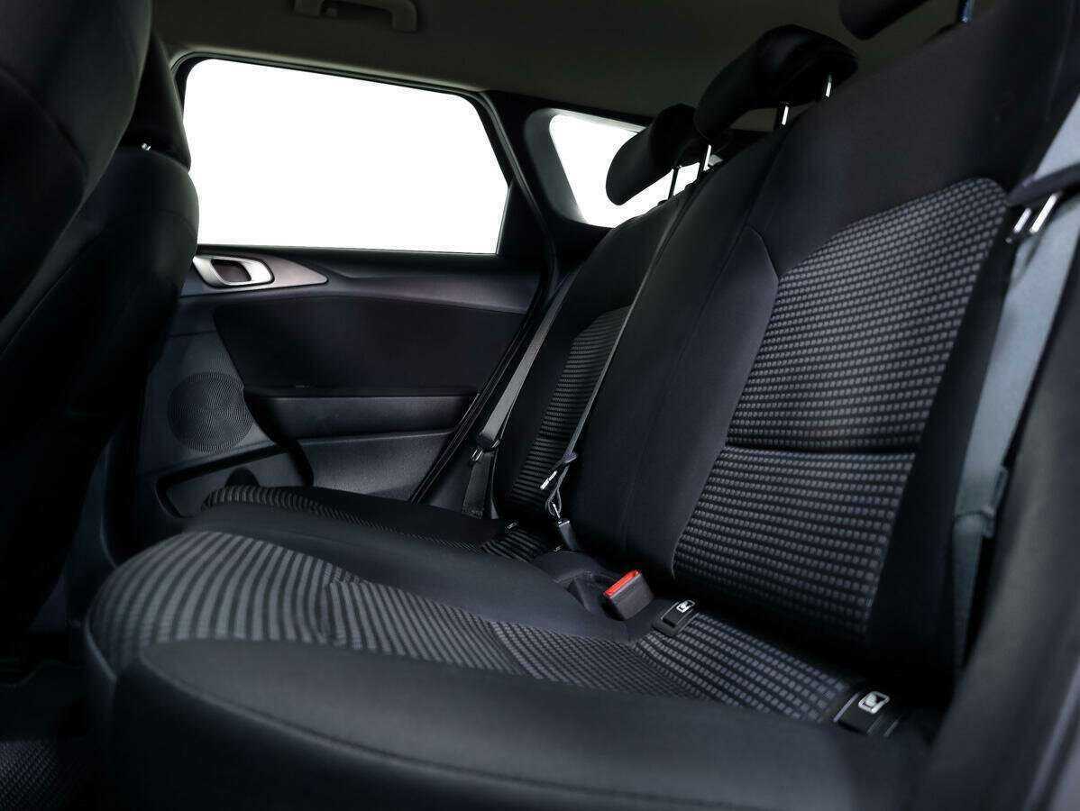 Kia Ceed 2019 года с пробегом. Фото: #12