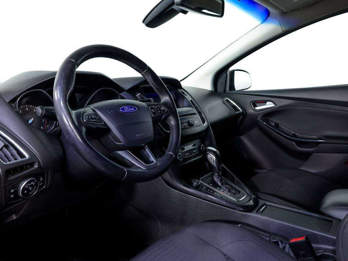 Ford Focus 2018 года с пробегом. Фото: #9