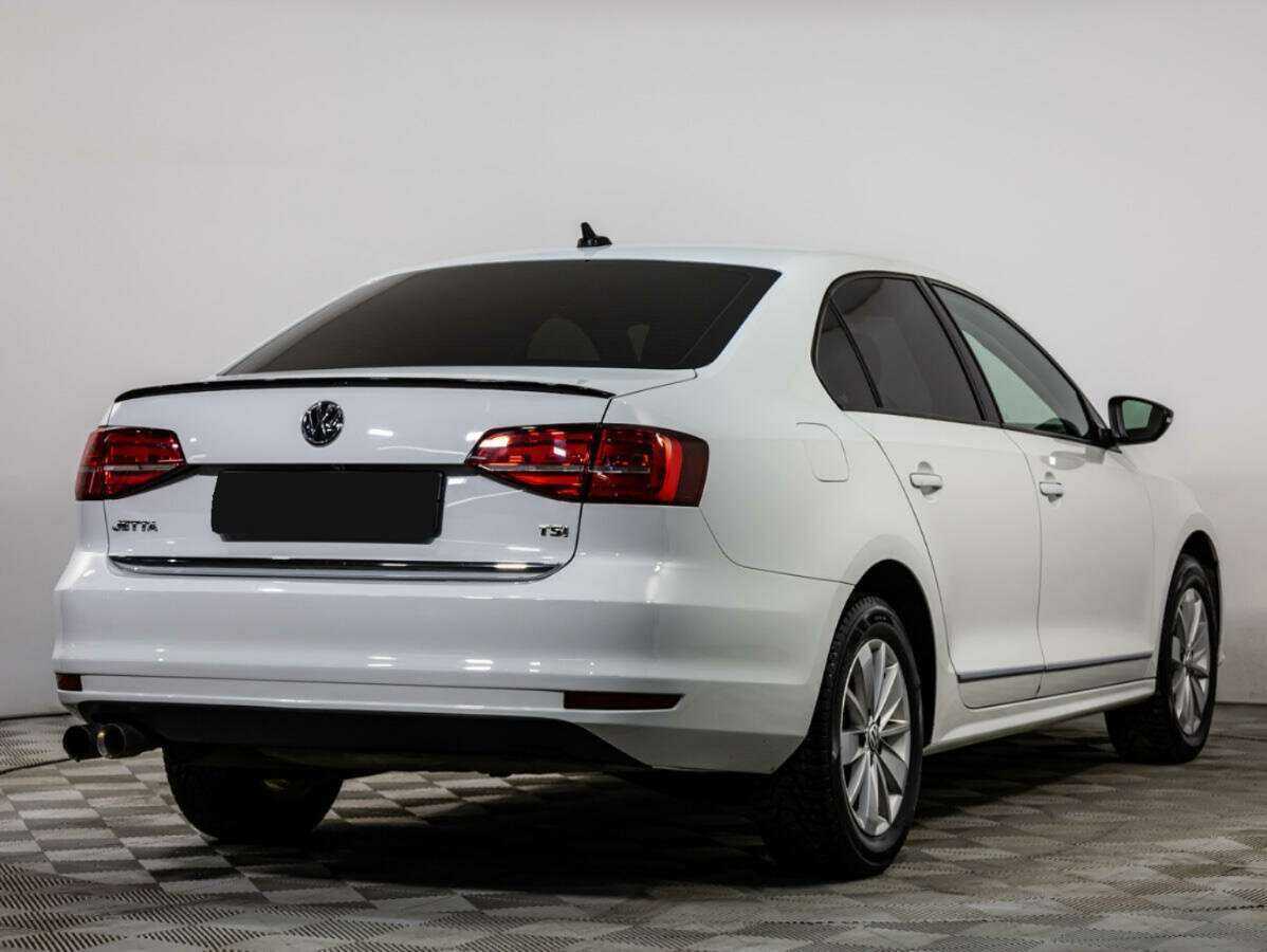Volkswagen Jetta 2017 года с пробегом. Фото: #3