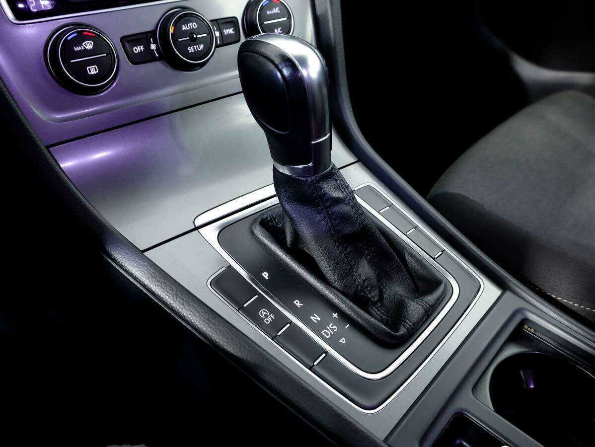 Volkswagen Golf 2013 года с пробегом. Фото: #14