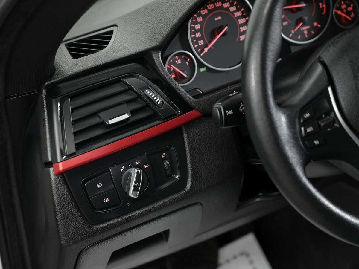 BMW 3 серии 2015 года с пробегом. Фото: #12