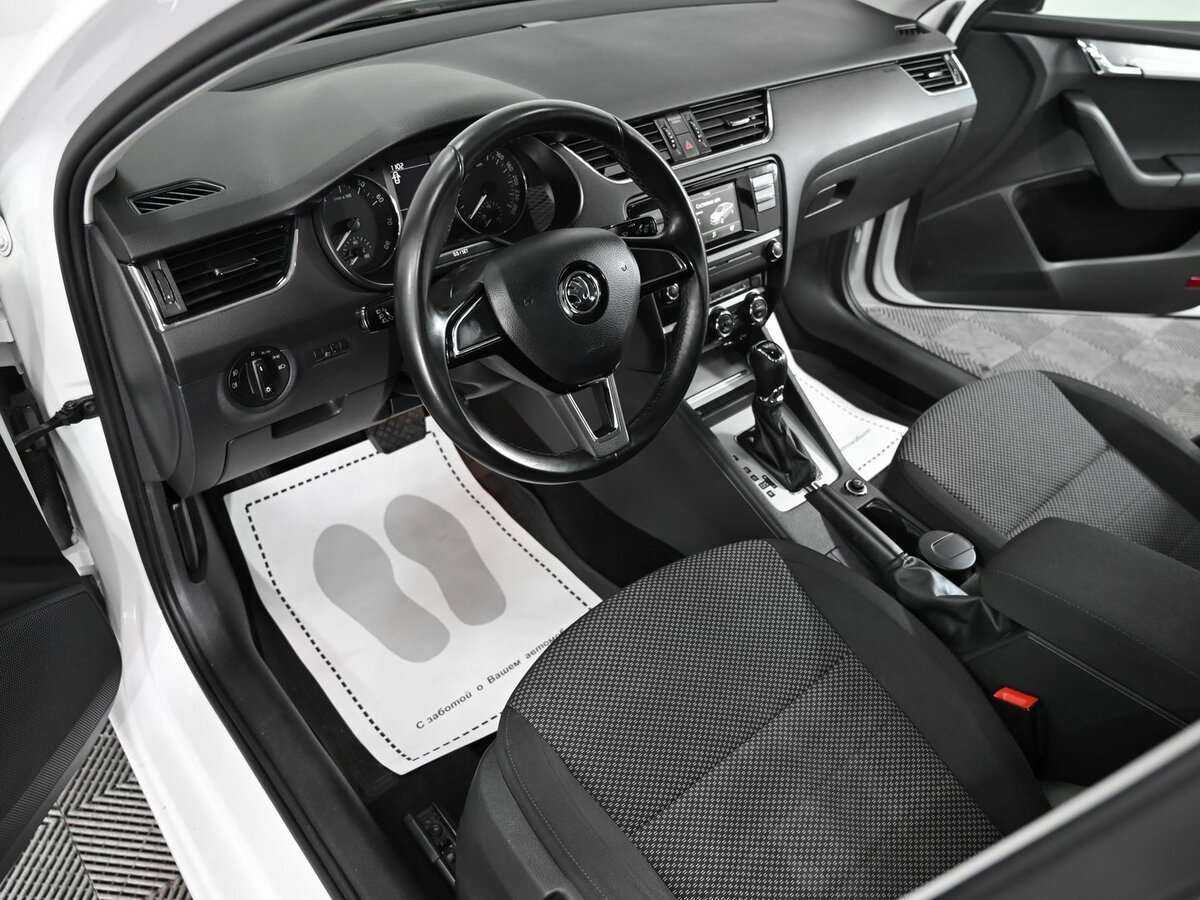 Skoda Octavia 2016 года с пробегом. Фото: #6