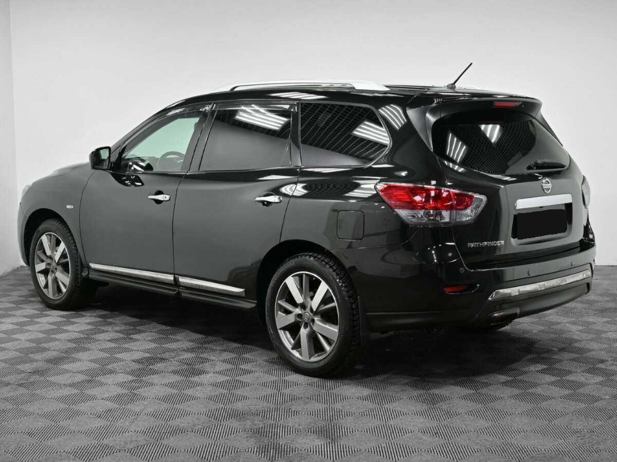 Nissan Pathfinder 2015 года с пробегом. Фото: #3