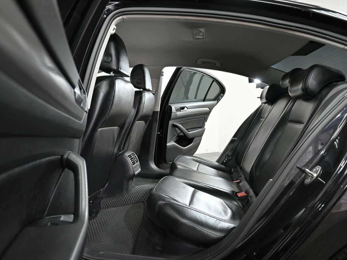 Volkswagen Passat 2016 года с пробегом. Фото: #11