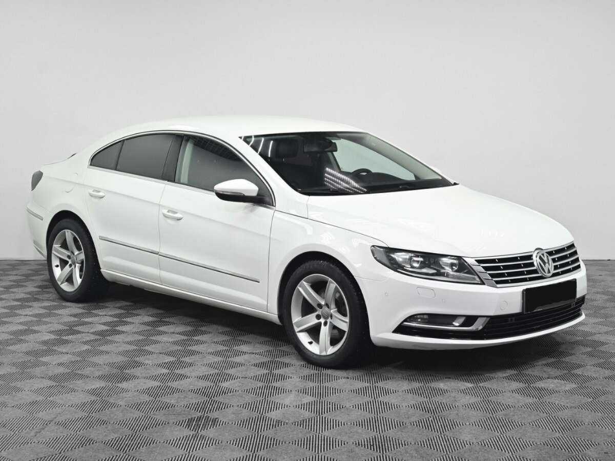 Volkswagen Passat CC 2012 года с пробегом. Фото: #2