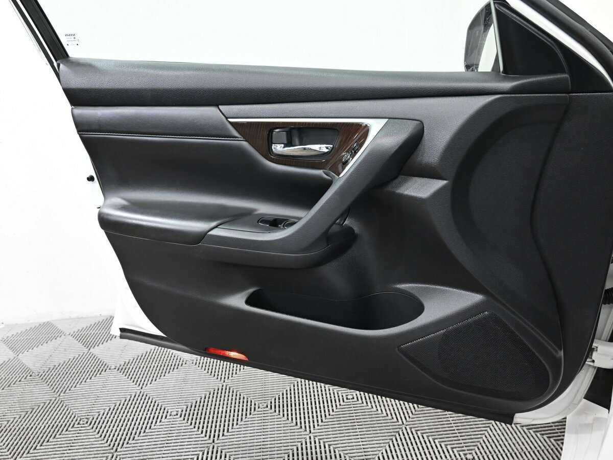 Nissan Teana 2014 года с пробегом. Фото: #13