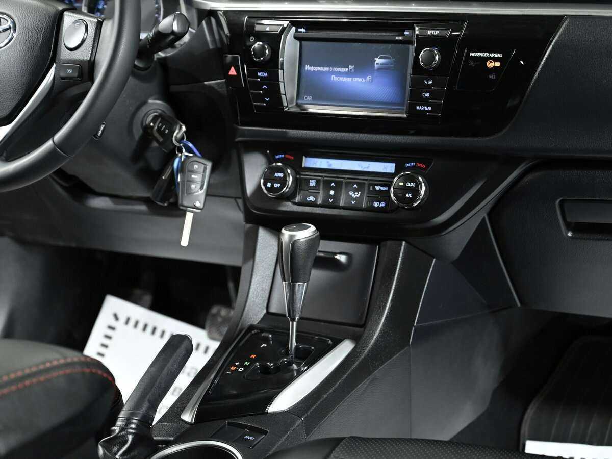 Toyota Corolla 2015 года с пробегом. Фото: #8