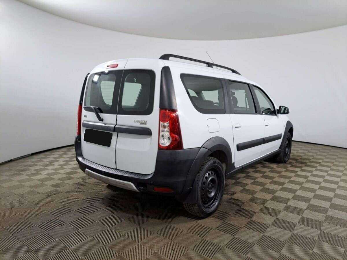 Lada (ВАЗ) Largus 2019 года с пробегом. Фото: #4