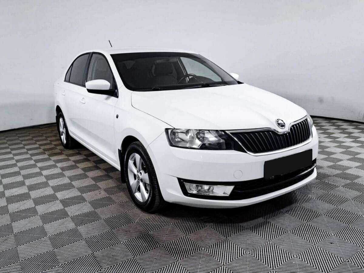 Skoda Rapid 2014 года с пробегом. Фото: #2