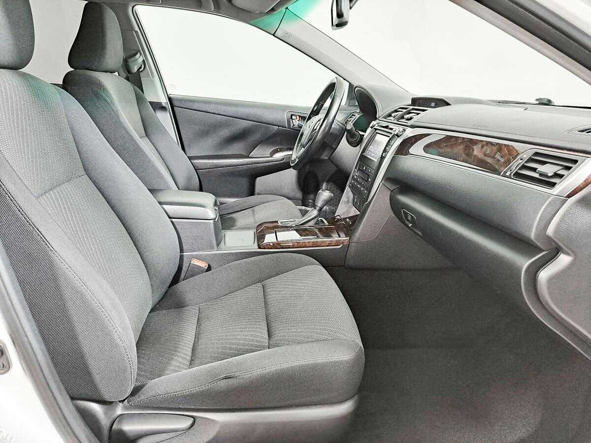 Toyota Camry 2015 года с пробегом. Фото: #5