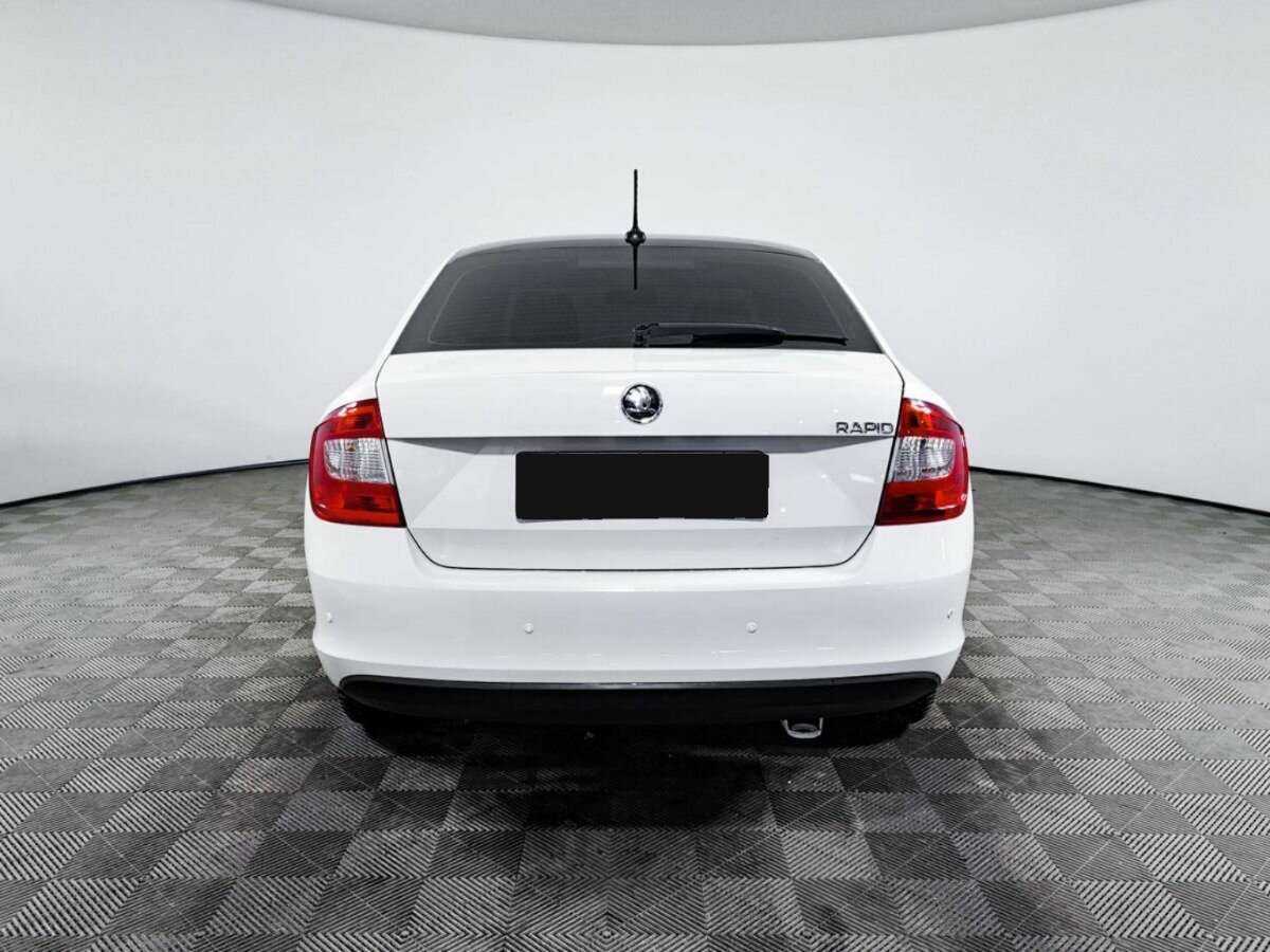 Skoda Rapid 2017 года с пробегом. Фото: #5