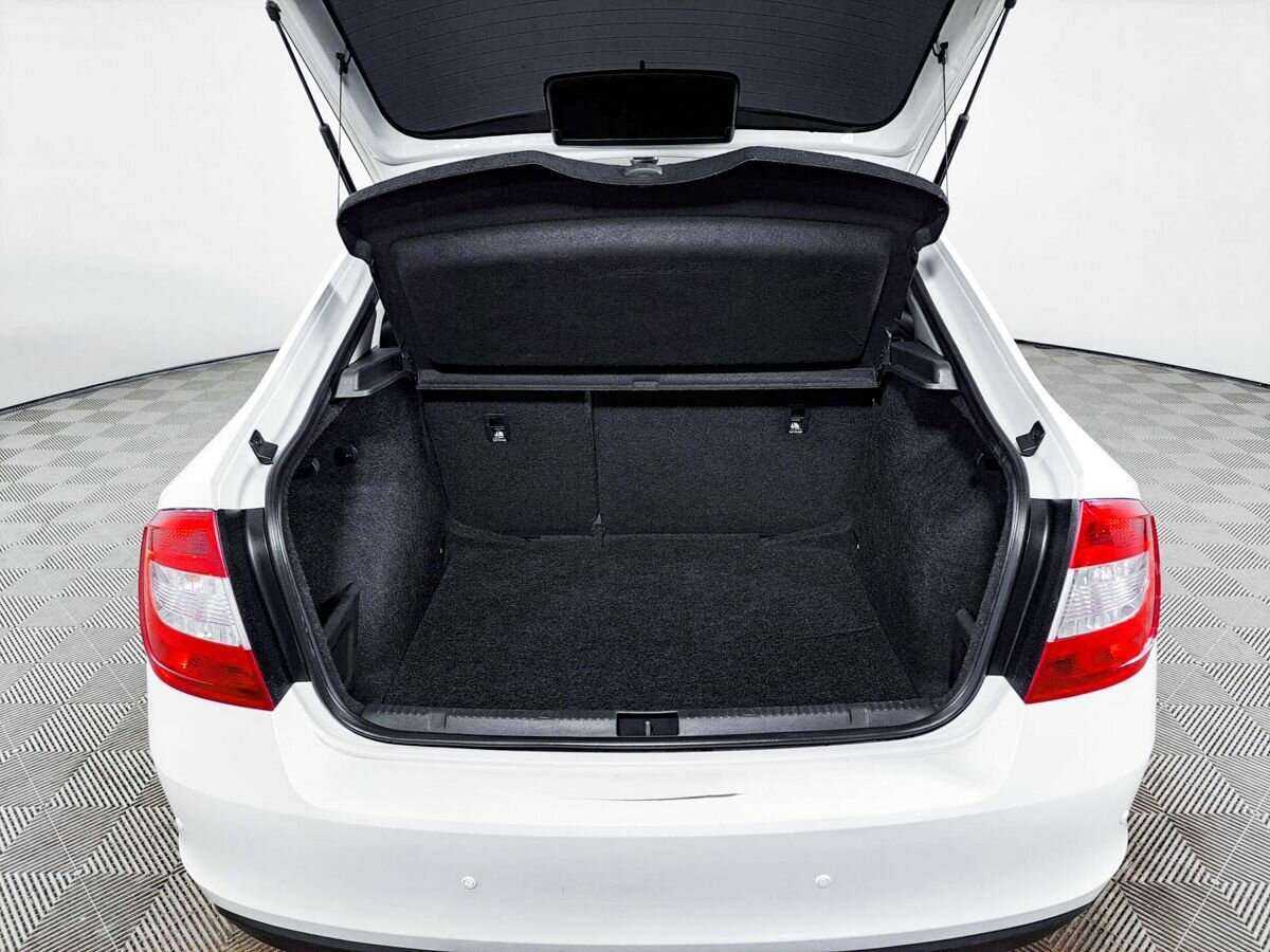 Skoda Rapid 2017 года с пробегом. Фото: #9