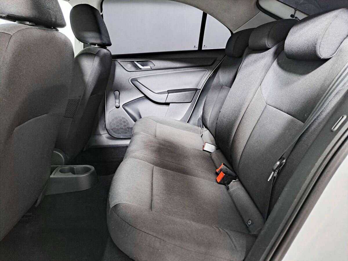 Skoda Rapid 2017 года с пробегом. Фото: #11