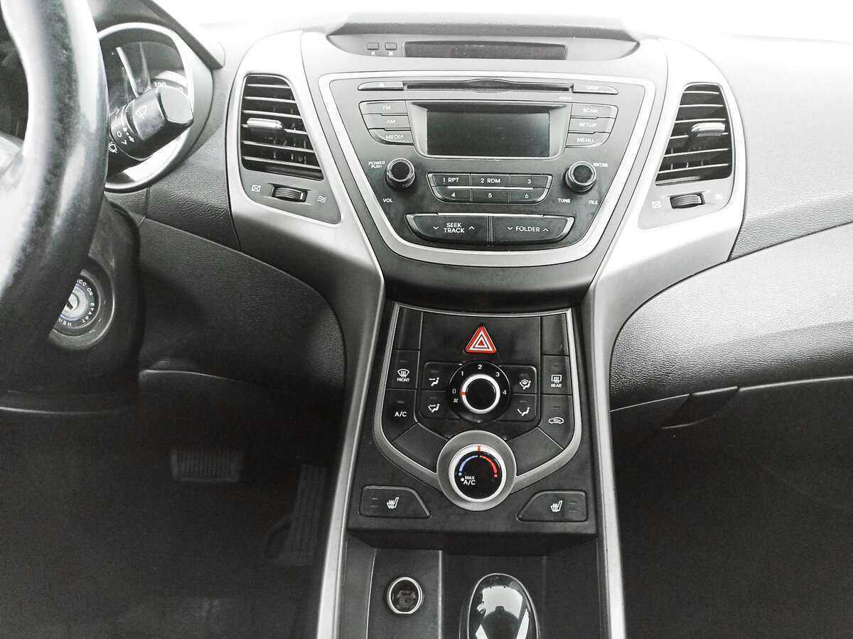 Hyundai Elantra 2015 года с пробегом. Фото: #10