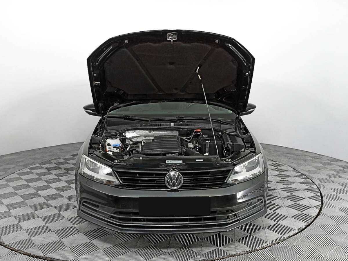 Volkswagen Jetta 2018 года с пробегом. Фото: #7