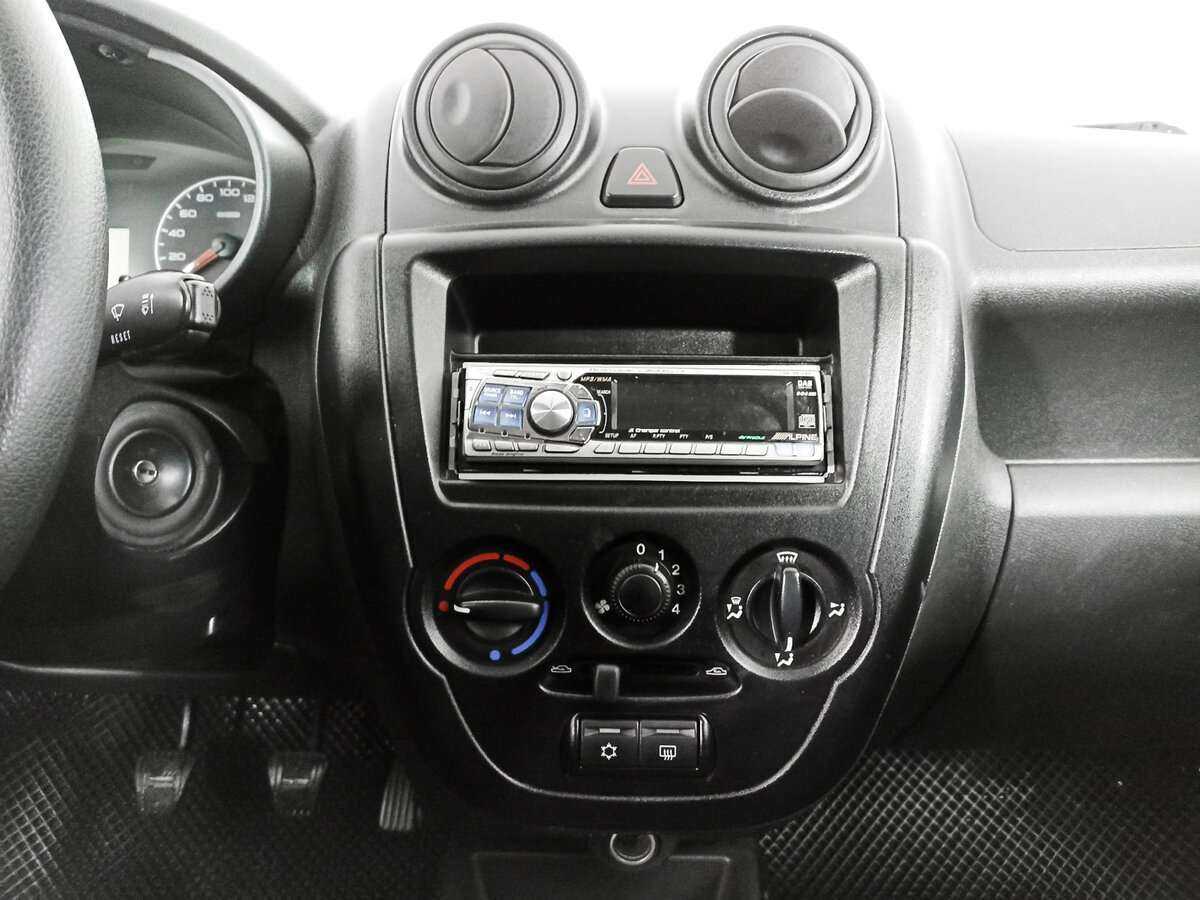 Lada (ВАЗ) Granta 2018 года с пробегом. Фото: #12