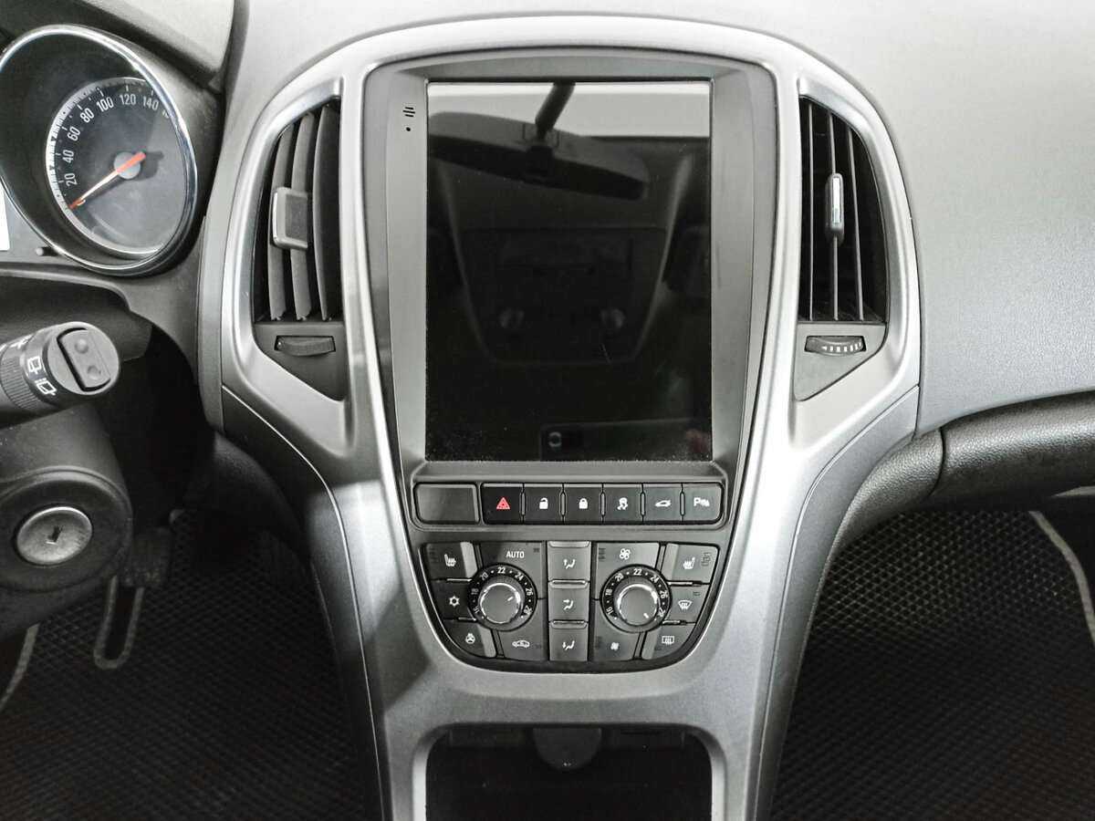 Opel Astra 2014 года с пробегом. Фото: #10