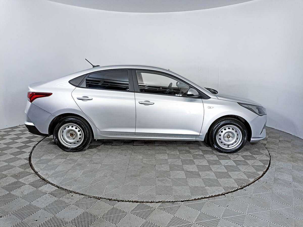 Hyundai Solaris 2020 года с пробегом. Фото: #3