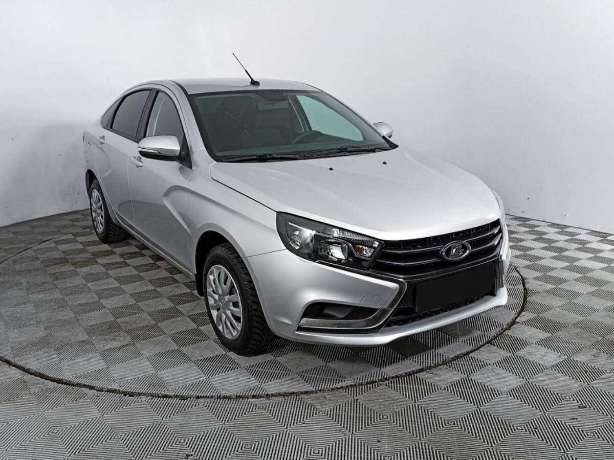 Lada (ВАЗ) Vesta 2017 года с пробегом. Фото: #2