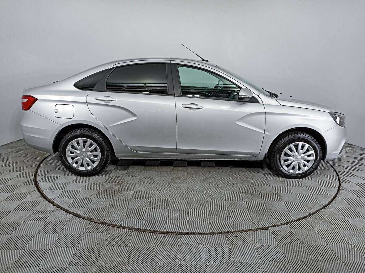 Lada (ВАЗ) Vesta 2017 года с пробегом. Фото: #3