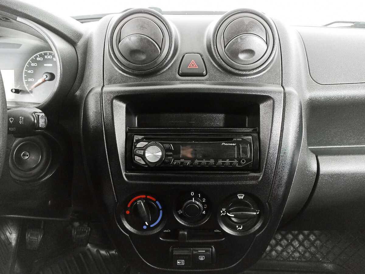 Lada (ВАЗ) Granta 2014 года с пробегом. Фото: #10