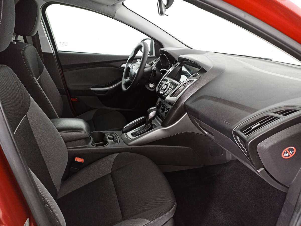 Ford Focus 2013 года с пробегом. Фото: #8