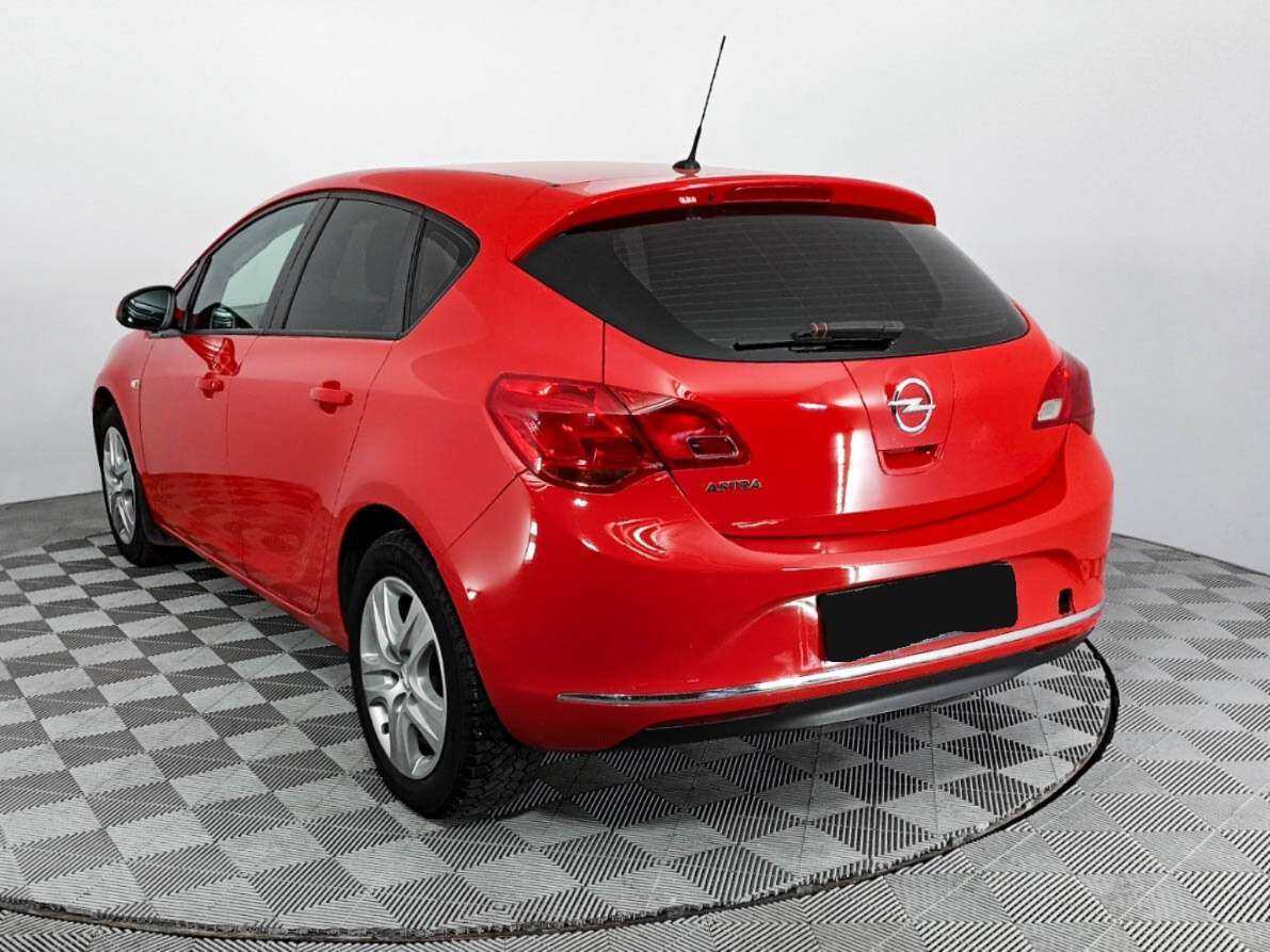 Opel Astra 2012 года с пробегом. Фото: #5